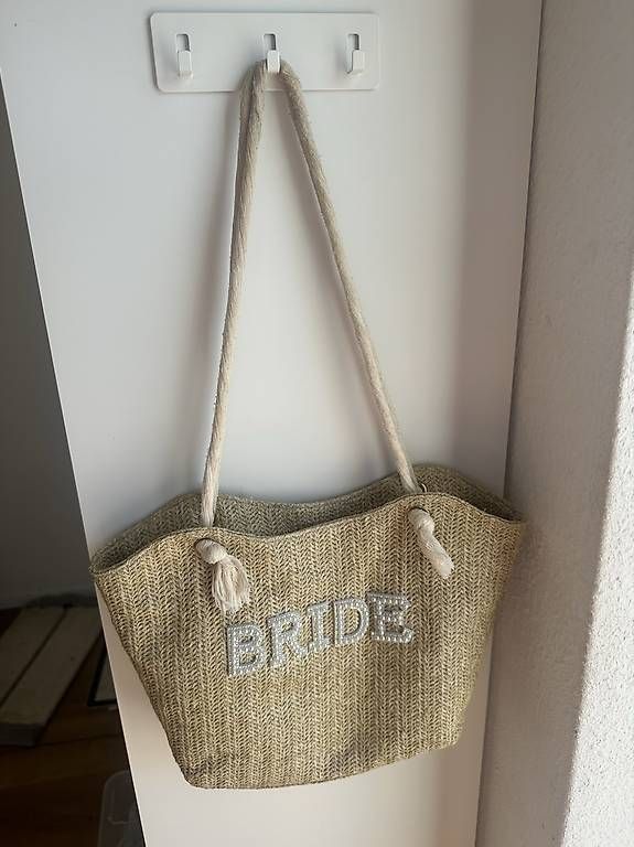 Borse da donna: Tasche  – Usato da Läufelfingen venduto da eve_jx7d