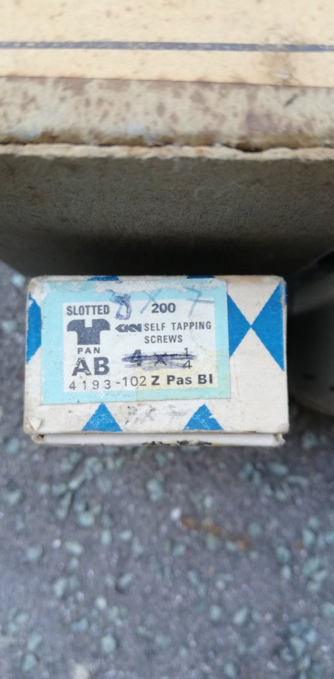 Alle Werkzeuge: Viele Schrauben in OVPs ab 1Fr. – Neu (gemäss Beschreibung) aus Thun von Matthias72 4