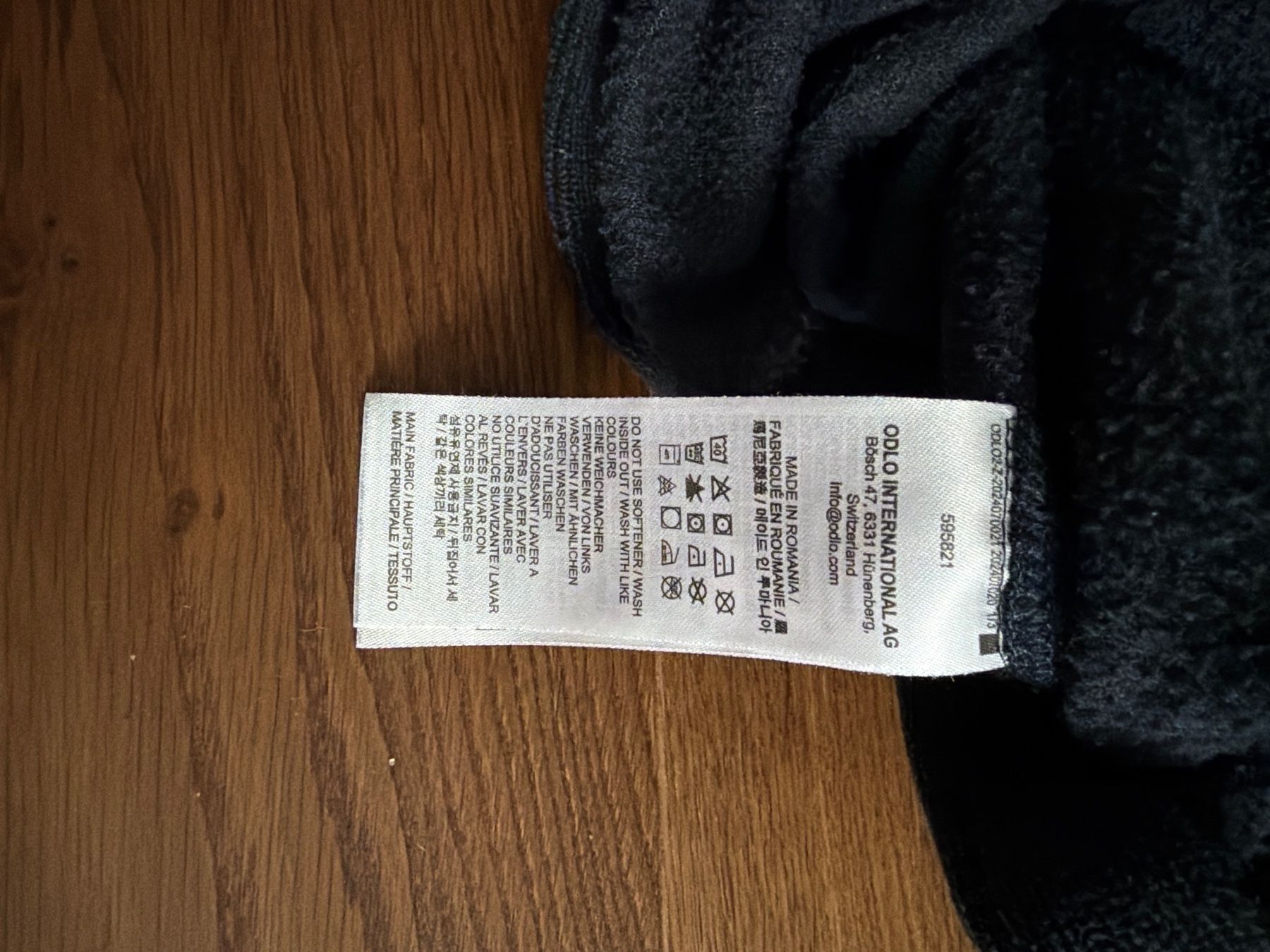 Odlo Pullover & Sweatshirts: Odlo Pullover dunkelblau Grösse S – Gebraucht aus Thalwil von Counterdude 8