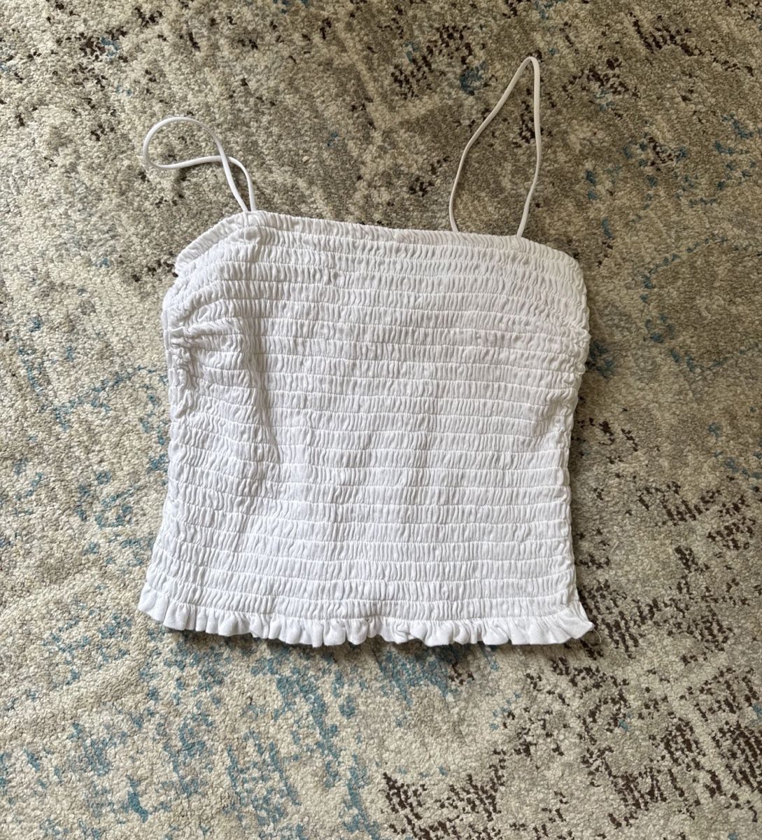 Abercrombie Tops: WHITE SMOCKED CAMISOLE TOP – Neu (gemäss Beschreibung) aus Hagendorn von ava_2hq7