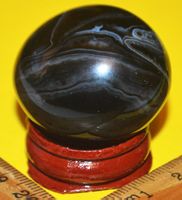 Deko Heilstein K-104 – Sardonyx Handschmeichler mit Sockel