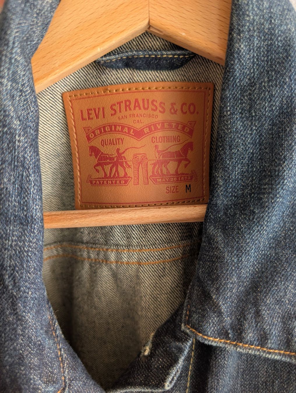 Levi's Giacche: Levis Jeansjacke – Usato da Zürich venduto da kun_q5pg 1
