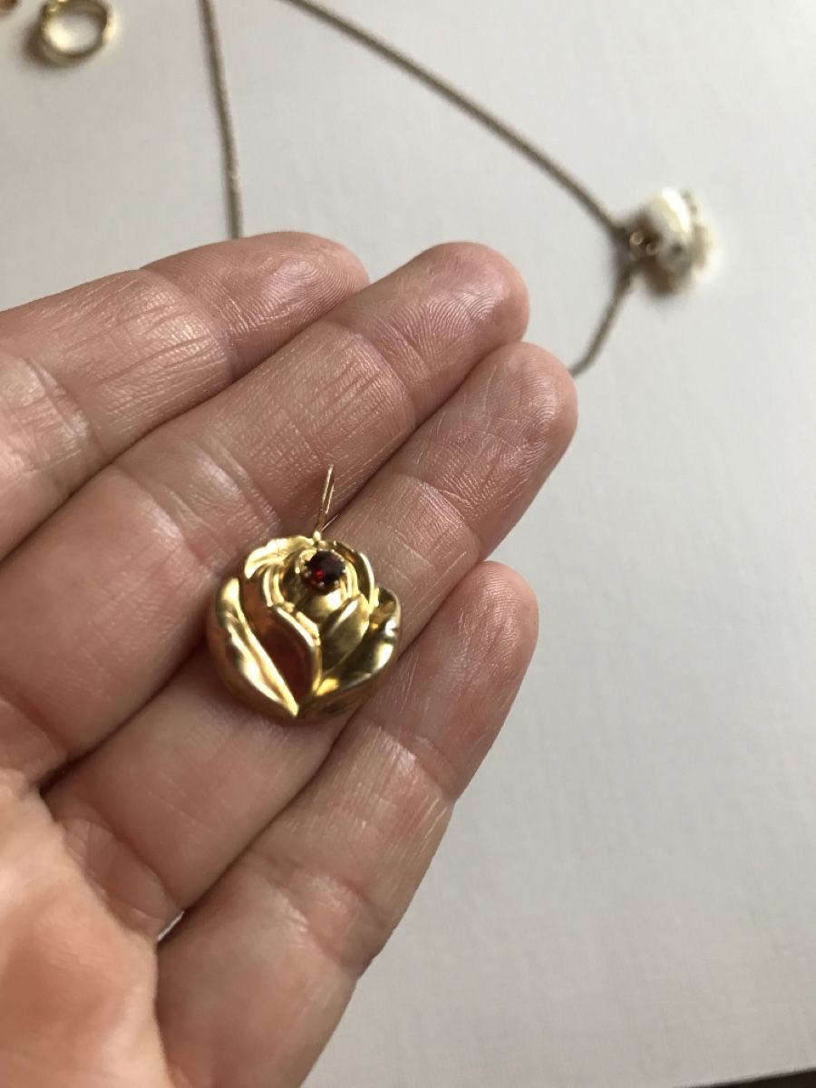 Sonstiger Schmuck: Collier plaqué or et deux pendentifs  – Gebraucht aus Grimisuat von eliseba88 2