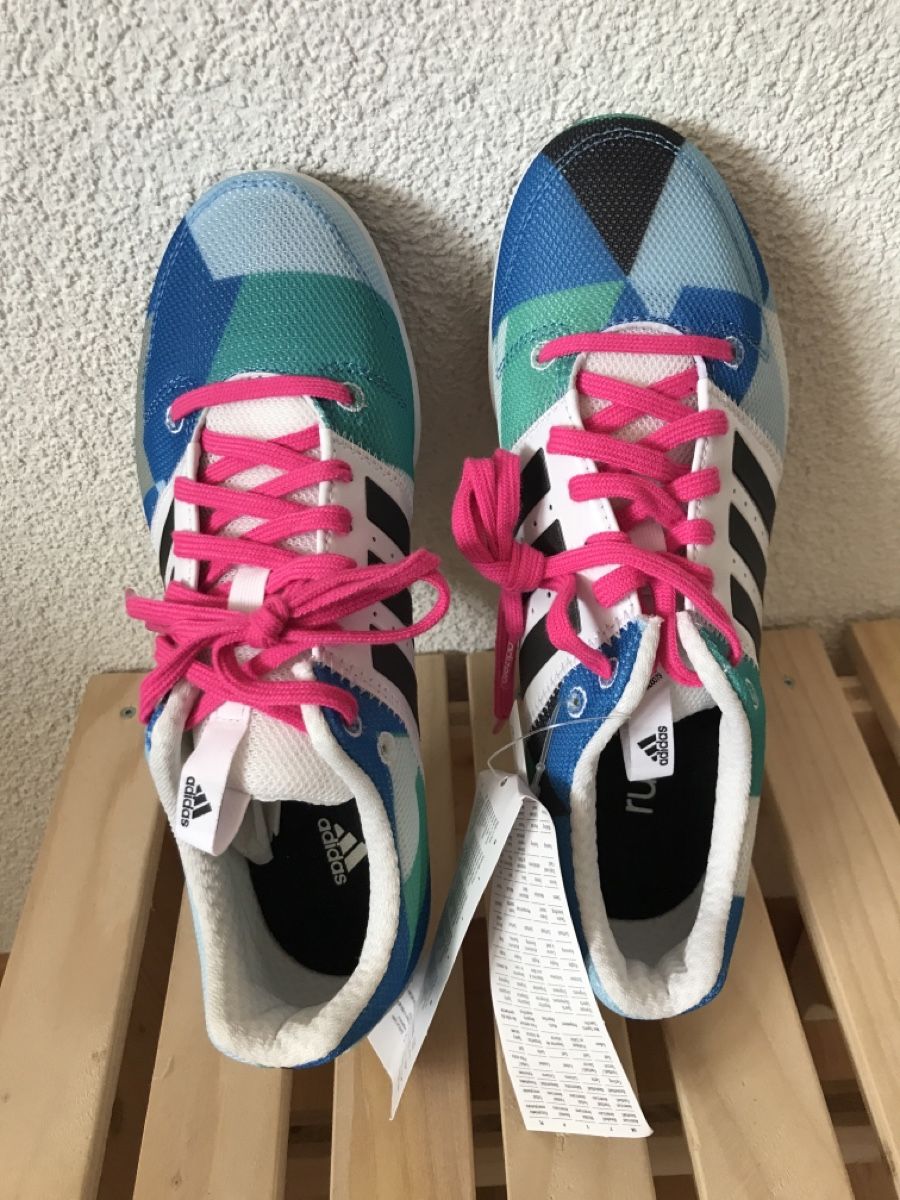 Adidas Herrenschuhe: Adidas Allroundstar j Athletisme 38 – Neu und originalverpackt aus Tafers von ValKara