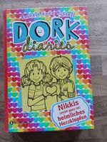 Dork Diaries Nikkis heimliches Herzklopfen Comic-Roman