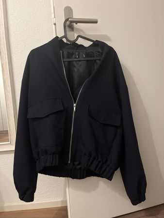 Schicke Bomberjacke, marineblau, ideal für den Übergang!