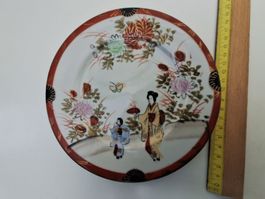 Vintage handbemalter, jap. Porzellanteller mit Geisha