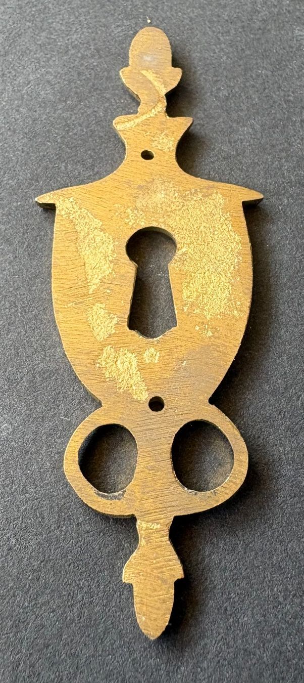 Eisenwaren: ANTIKE SCHLÜSSELROSETTE – Gebraucht aus Ostermundigen von wini63 1
