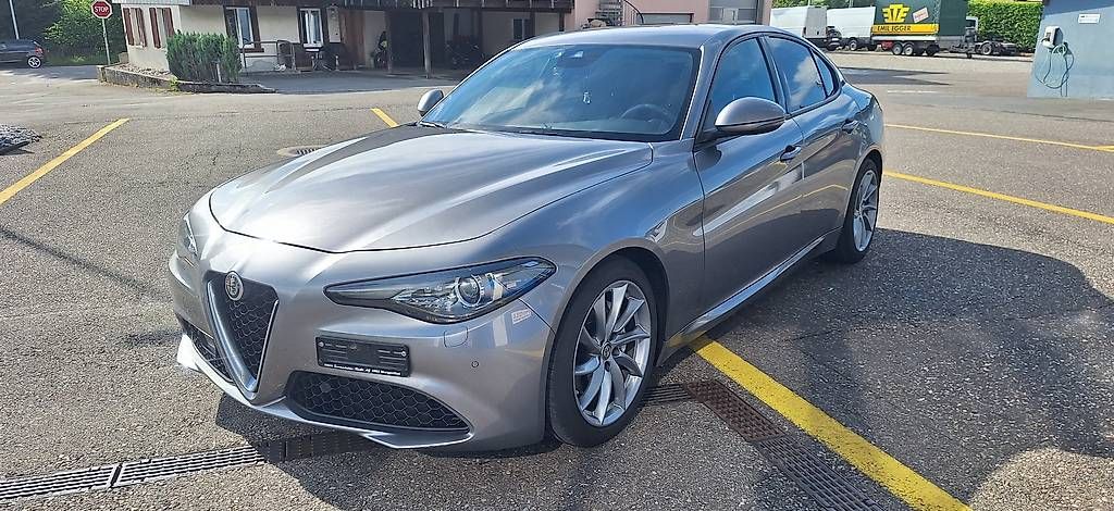 Alfa Romeo Autos: Alfa Romeo Giulia – D'occasion à Brittnau par rog_q9sl 1