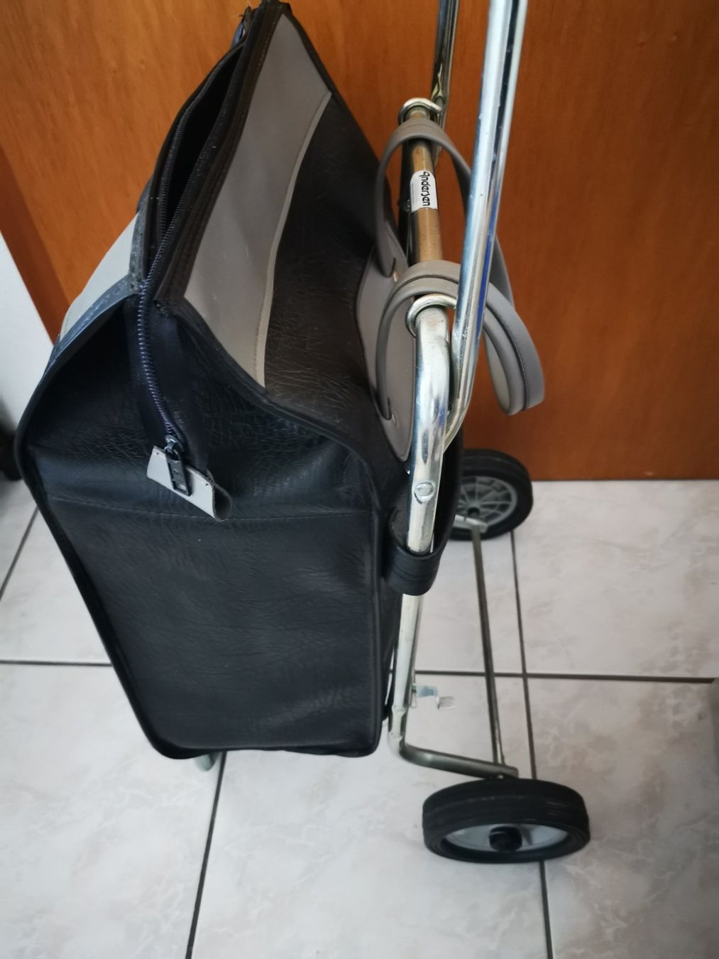 Sonstiges für Haushalt & Wohnen: Chariot de courses Andersen pliable, pratique et léger – Gebraucht aus Courtepin von Marisou2 3
