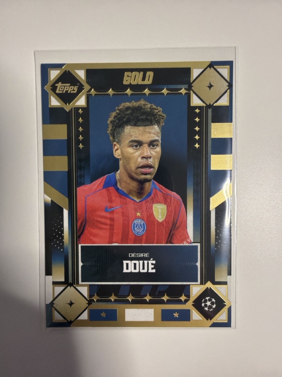 Topps Carte collezionabili: Topps Gold - Désiré Doué - Paris Saint-Germain PSG – Usato da Cernier venduto da Kairjo