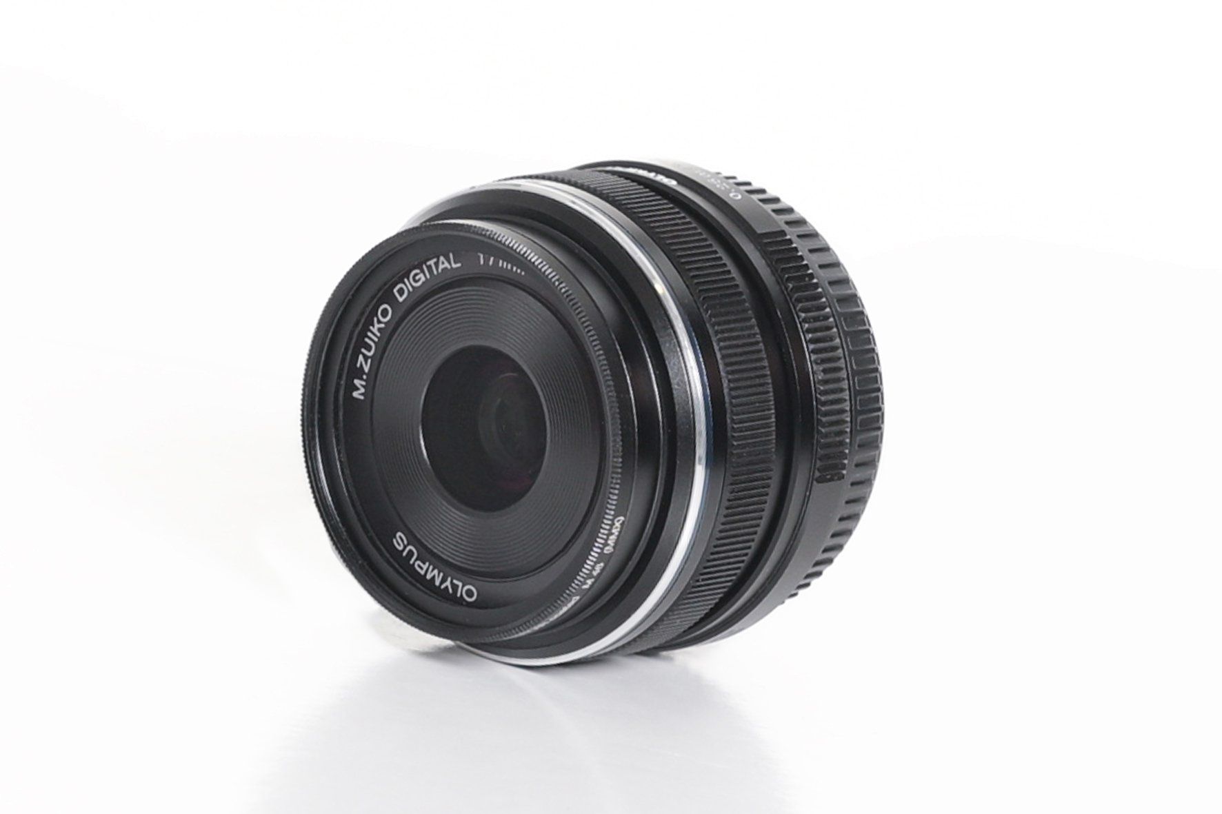 Olympus Obiettivi: Olympus m.zuiko 1.8 / 17mm – Usato da Wädenswil venduto da tevyag 2