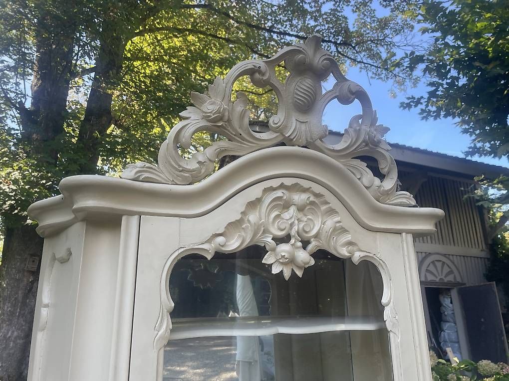 Armoire vaisselier vitre et miroir style rococo (D'occasion) à Troinex ...