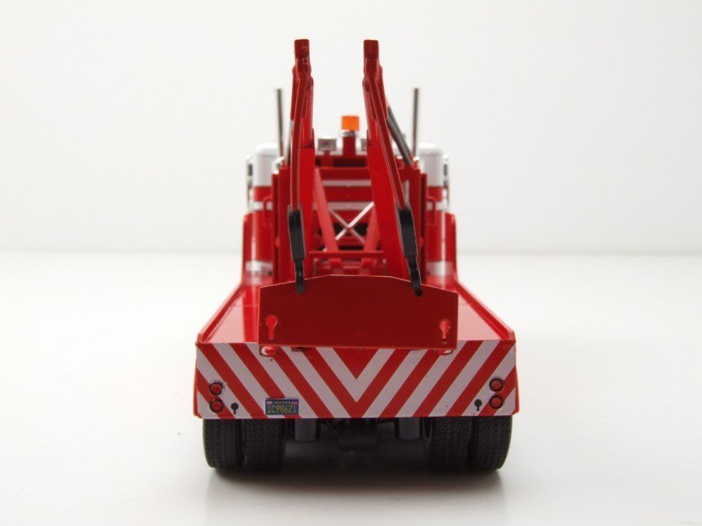 Freightliner Modellautos: Freightliner FLA LKW Abschlepper 1987 rot / weiss       1:43 – Neu und originalverpackt aus Gerlafingen von espero88 4