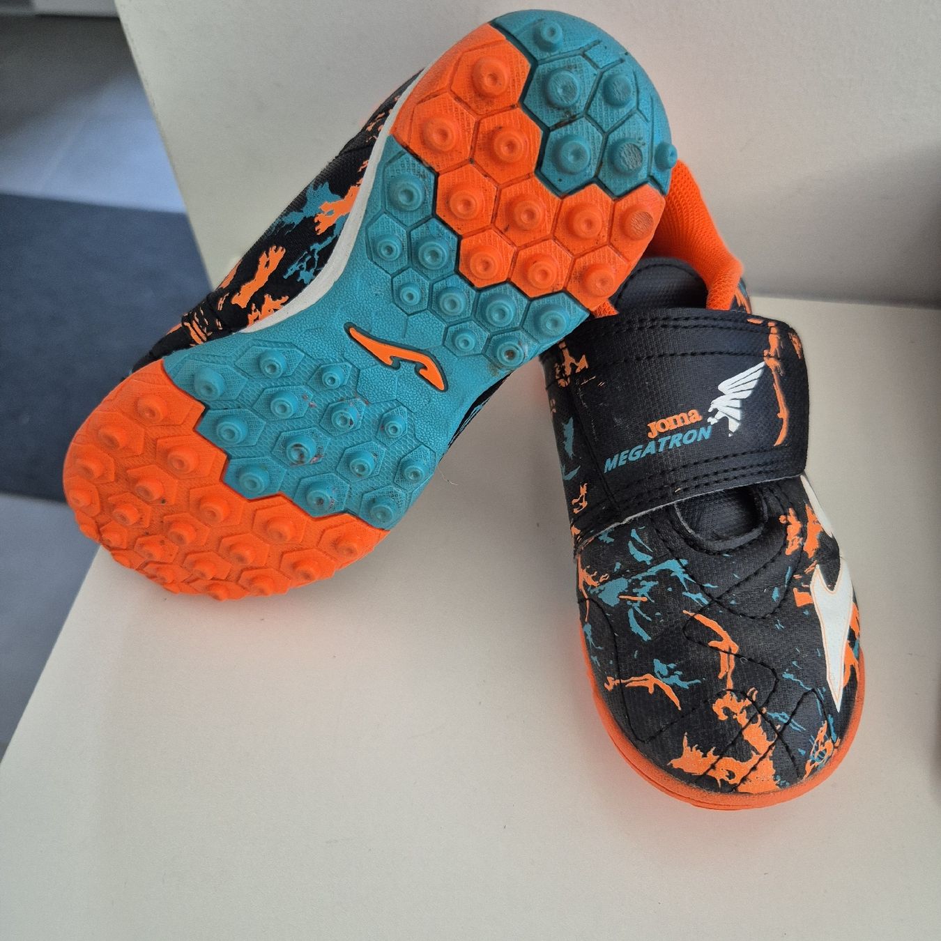 Scarpe per ragazzi: Fussballschuhe Grösse 28 – Usato da Weinfelden venduto da klein_suess_kompakt 2