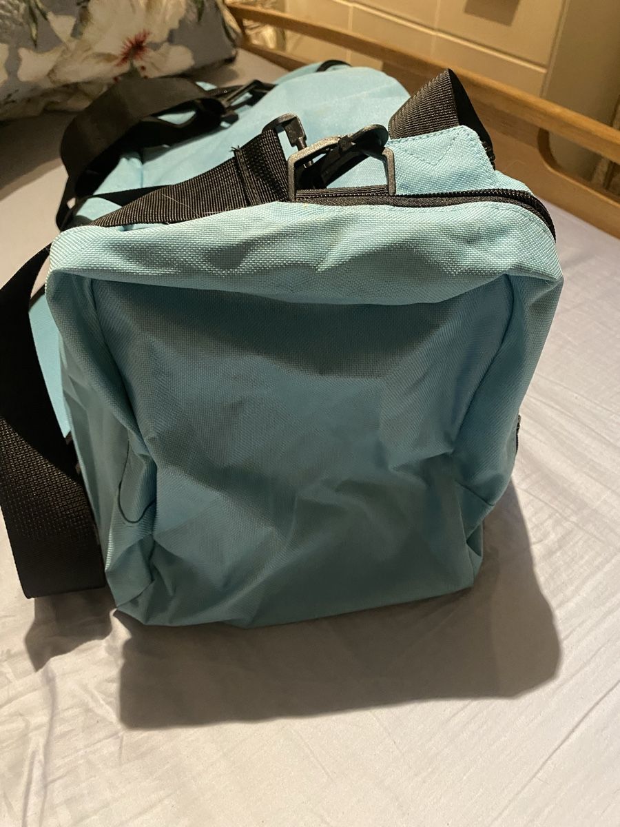 Borse da donna: Reisetasche 47x20x22cm – Usato da Seewen SZ venduto da shaky01 2
