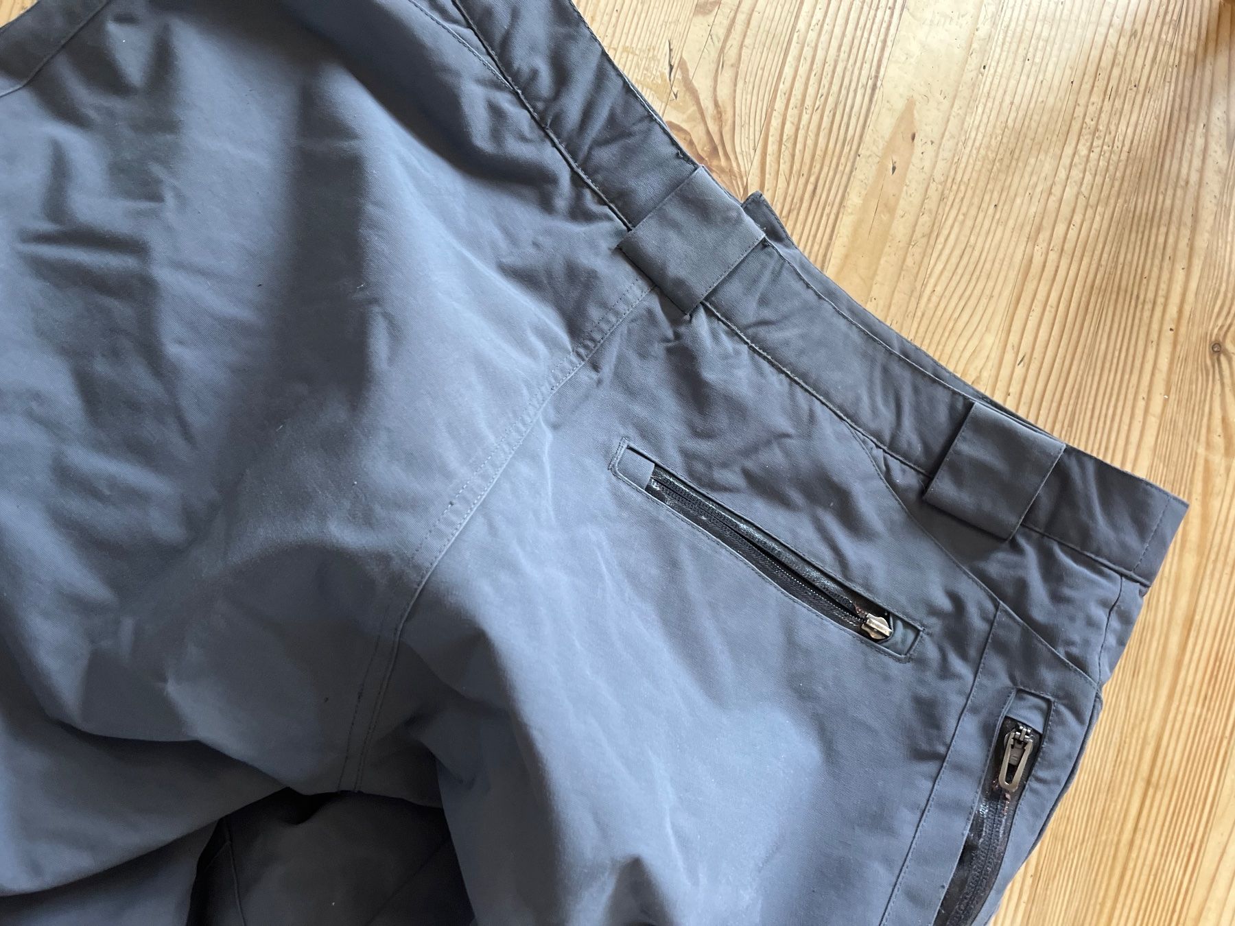 Skateboards: Pantalon ski longboard Taille L – Usato da Veyrier venduto da kimedovapa 4