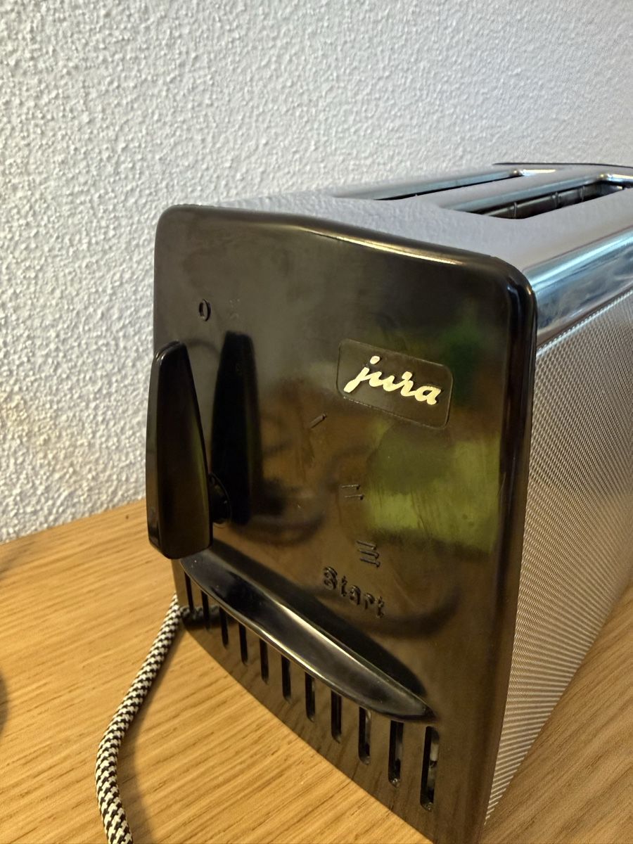 Jura Küchengeräte: Grille-pain Jura Typ 154.23 – Gebraucht aus Kloten von Mumiiin