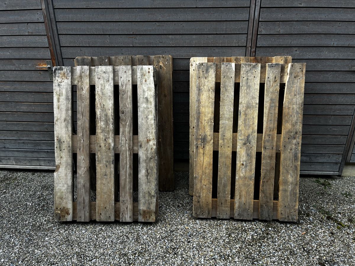 Pallets: Vier Europaletten – Usato da Wiesendangen venduto da Hobbit
