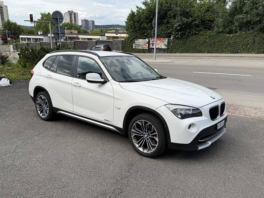 BMW Automobili: BMW X1 xDrive18d, MFK 08.2025 – Usato da Zürich venduto da jes_7y5f