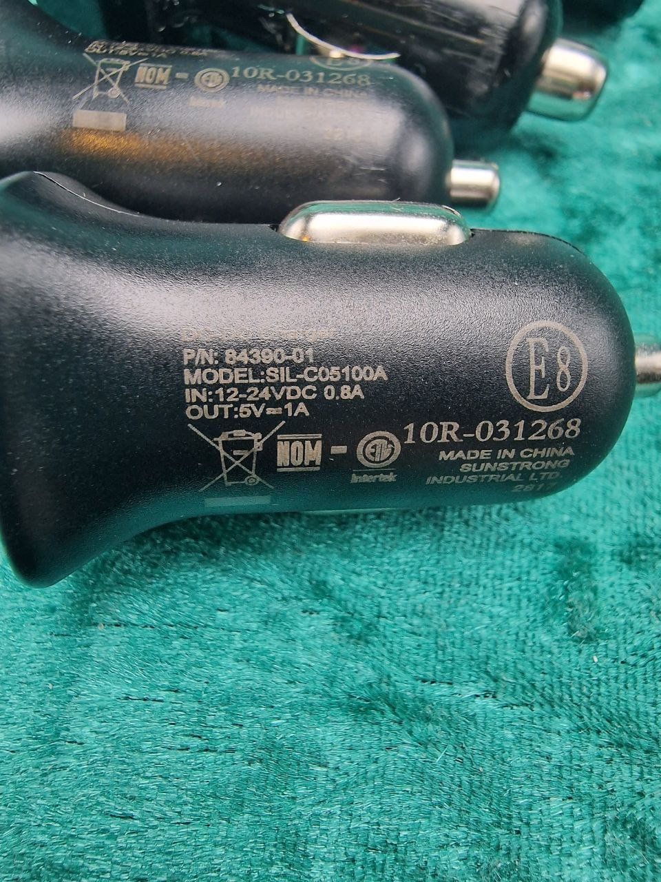 Ladegeräte: Gebrauchte 12V input USB-Autoladegeräte Lot 4 Stück. – Gebraucht aus Bassersdorf von antikvintage 6
