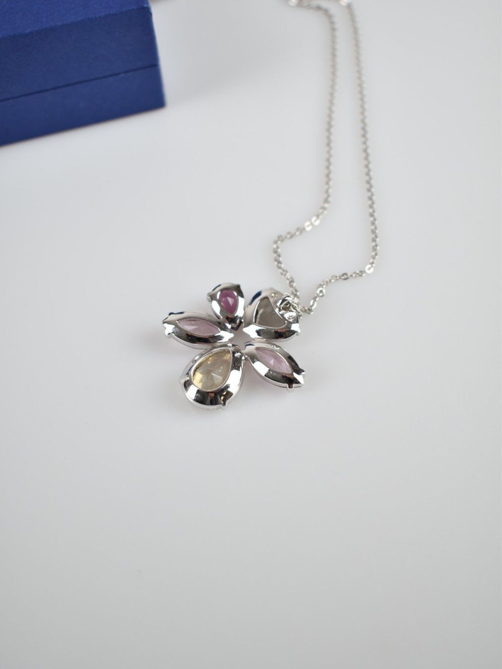 Swarovski Ketten: Swarovski Kette, silber, neuwertig – Neu (gemäss Beschreibung) aus Nürensdorf von 2ND_STORY 2