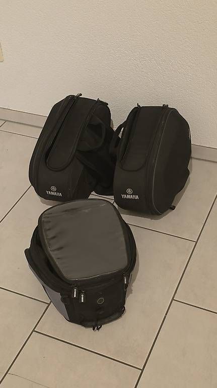 Yamaha Topcase: Yamaha Softcase Set – Gebraucht aus Bremgarten AG von Hoeggerd