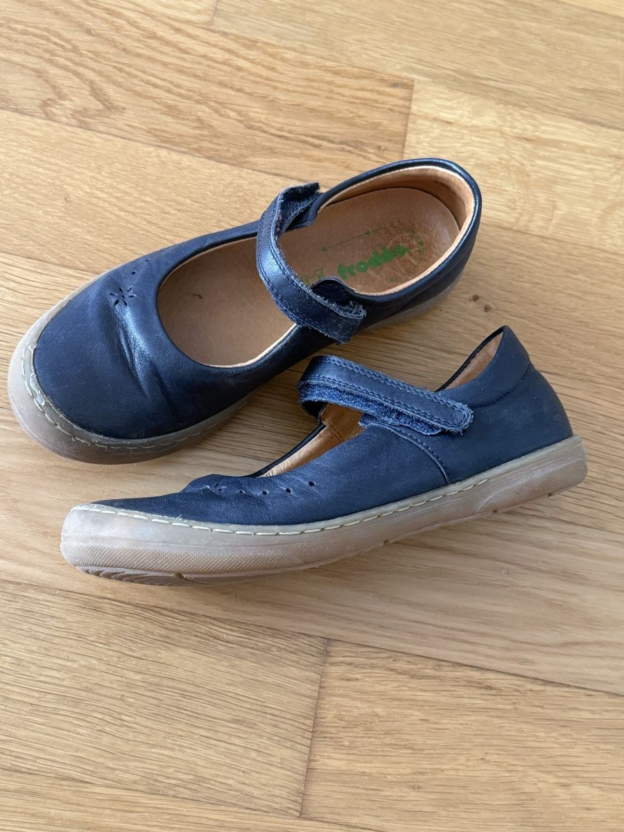 Scarpe per ragazze: Froddo Lauflernschuhe Mädchen, dunkelblau Gr. 32 Top – Usato da Dübendorf venduto da Nemo_0 1