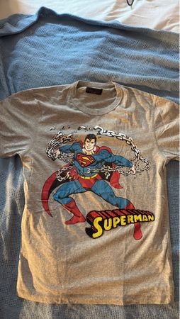 Zara Superman T-Shirt, Grösse S, Grau