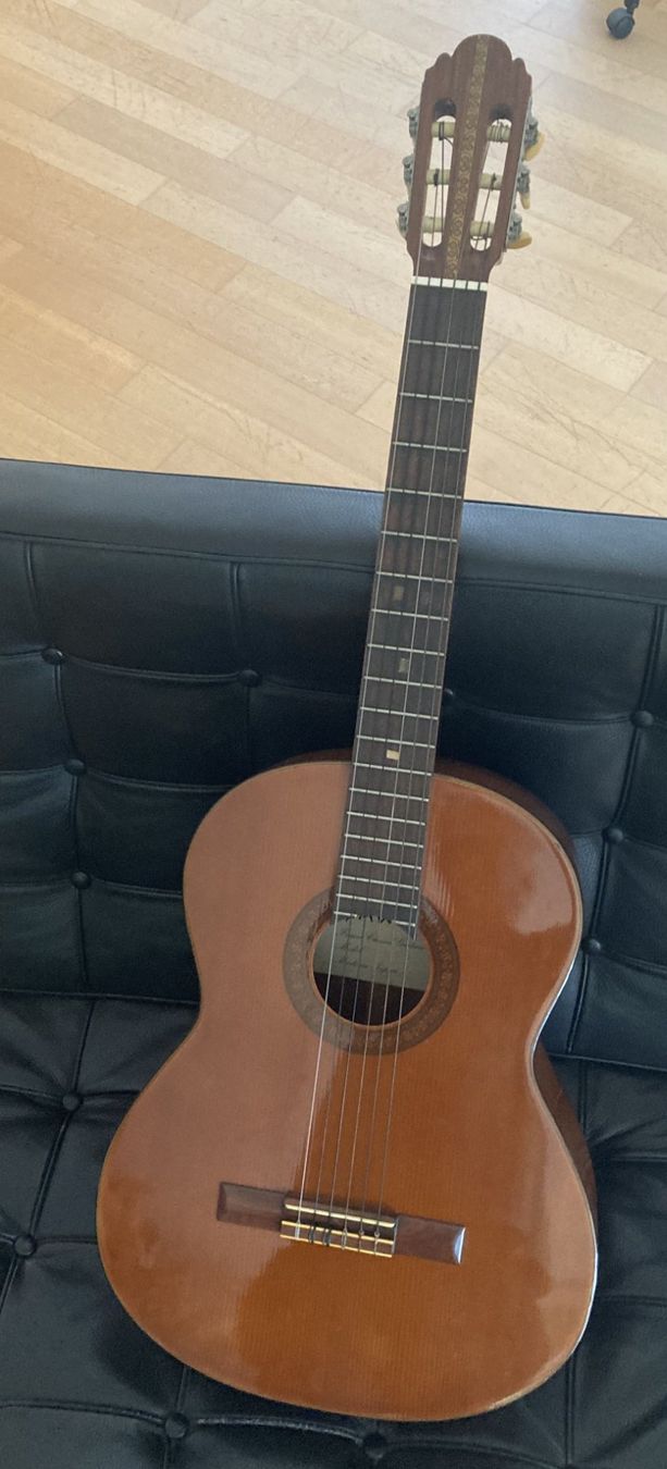 Strumenti musicali: Gitarre Marke Sawai – Usato da Uetikon am See venduto da Cupes