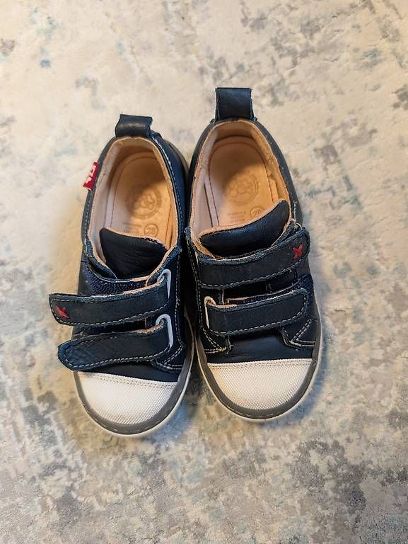 Schuhe für Jungen: Pololo Schuhe Grösse 28  – Gebraucht aus Uitikon Waldegg von ann_t2p8 2