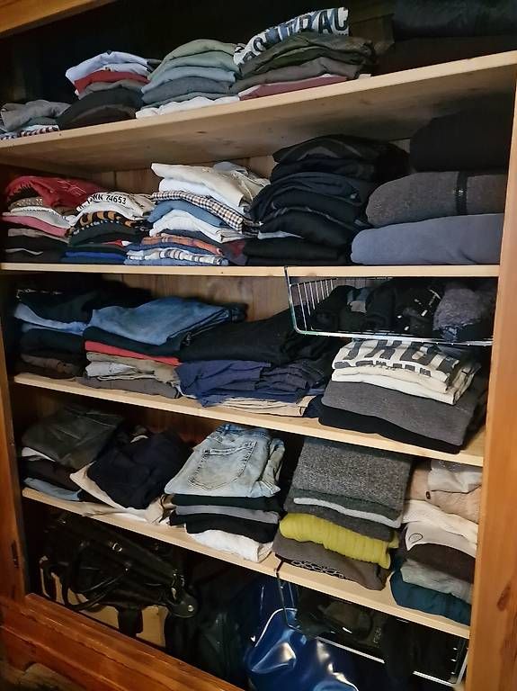 Armadi: Wunderschöner,gepflegter Kasten! – Usato da Grüsch venduto da stelluna3 1