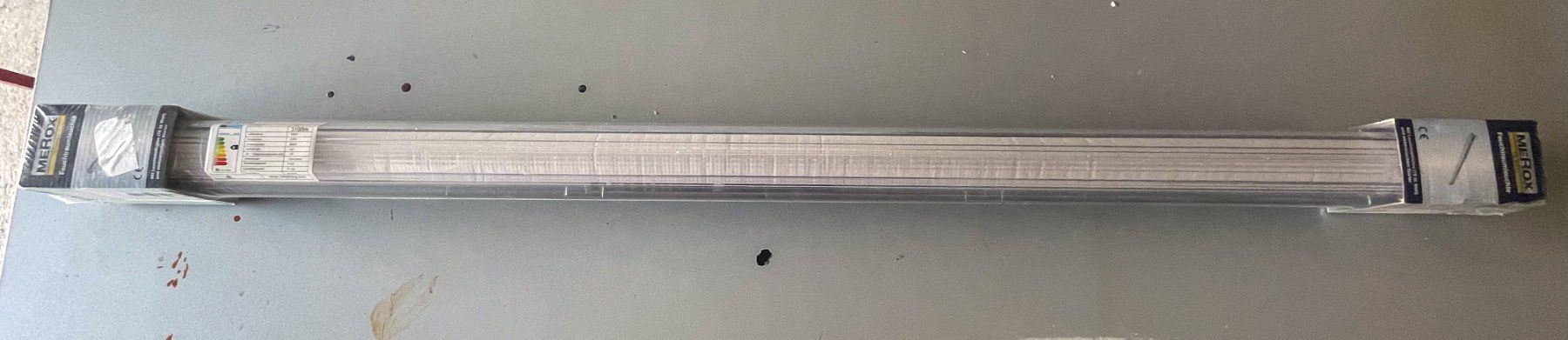 Lampadari & plafoniere: MEROX Feuchtraumleuchte 120cm – Usato da Bülach venduto da sabrista