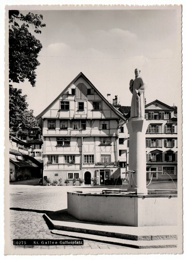 Ansichtskarten: St. Gallen, Gallusplatz, um 1945-50 – Gebraucht aus Frauenfeld von POML
