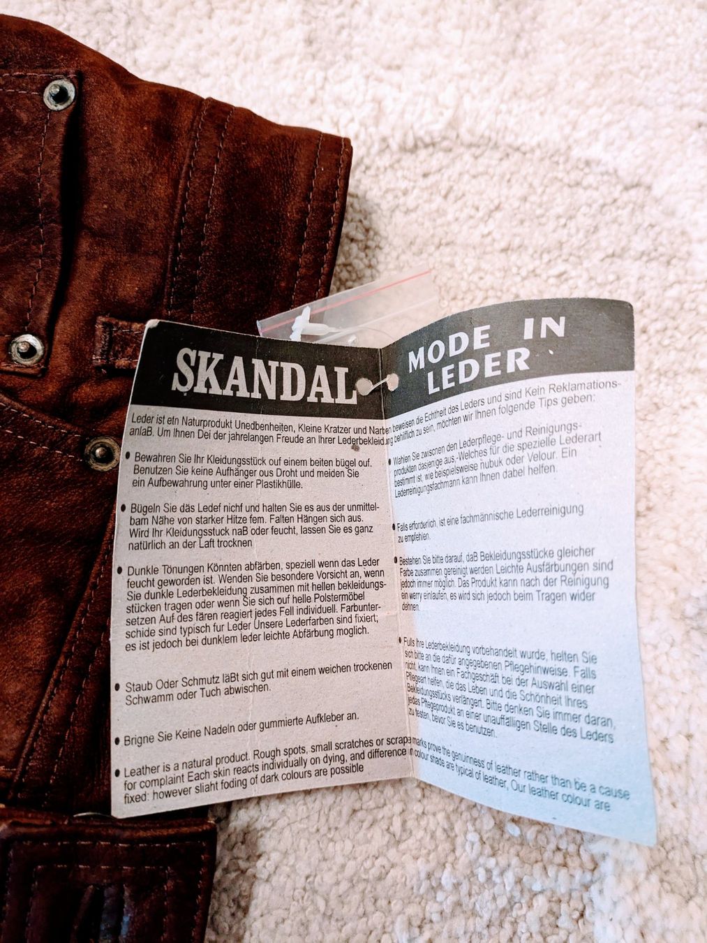 Pantaloni: Sehr schöne Wildlerderhose, Neu – Nuovo e nell'imballaggio originale da Adlikon venduto da Match62 4