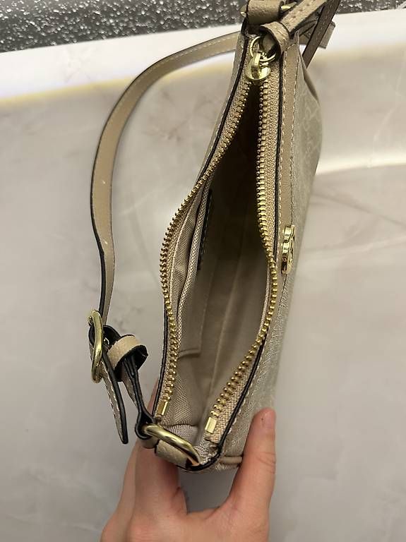 Borse da donna:  tasche beige – Usato da Bülach venduto da ade_h776 2