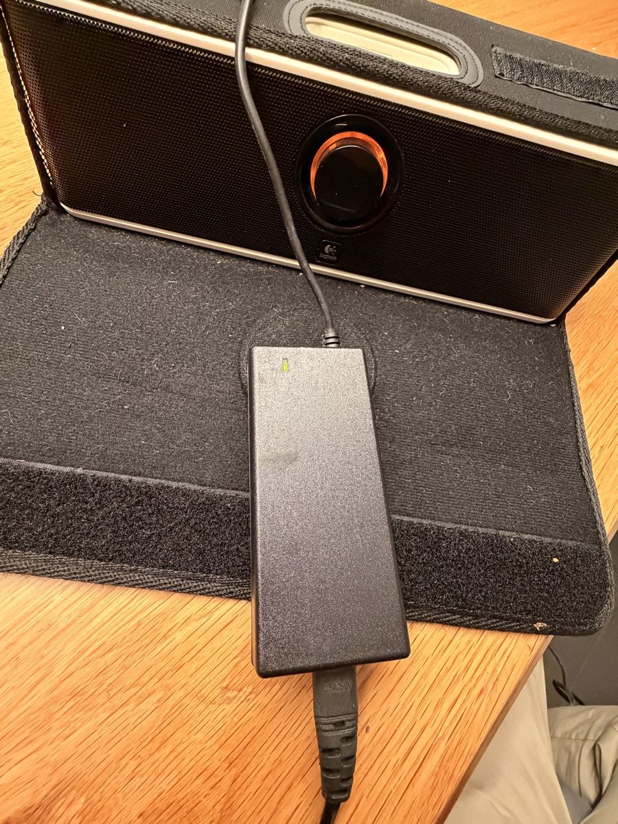 Logitech Casse acustiche: Logitech AudioStation Express Portable Speakers – Usato da Büsserach venduto da hua_1993 3