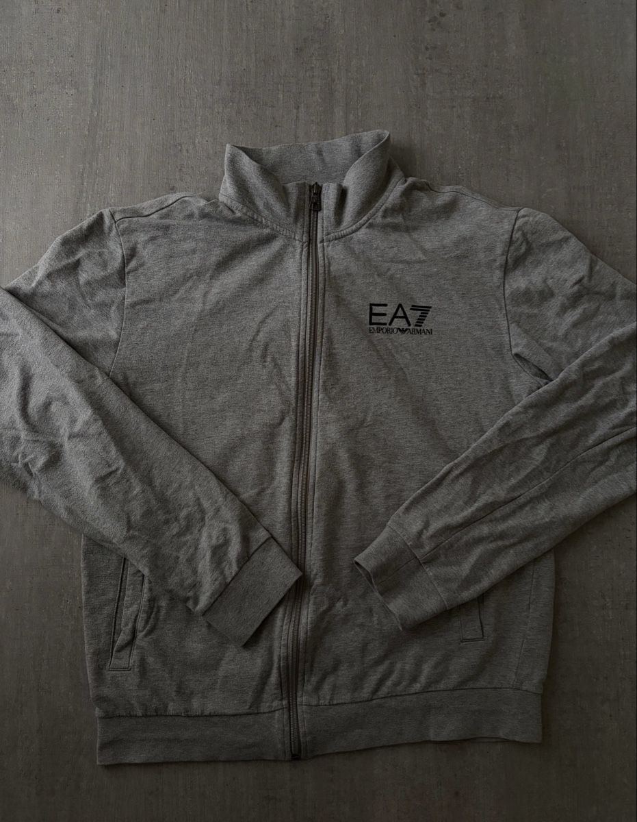 Armani Jacken: EA7 Armani Zip M – Neu (gemäss Beschreibung) aus Winterthur von raphael.hbg