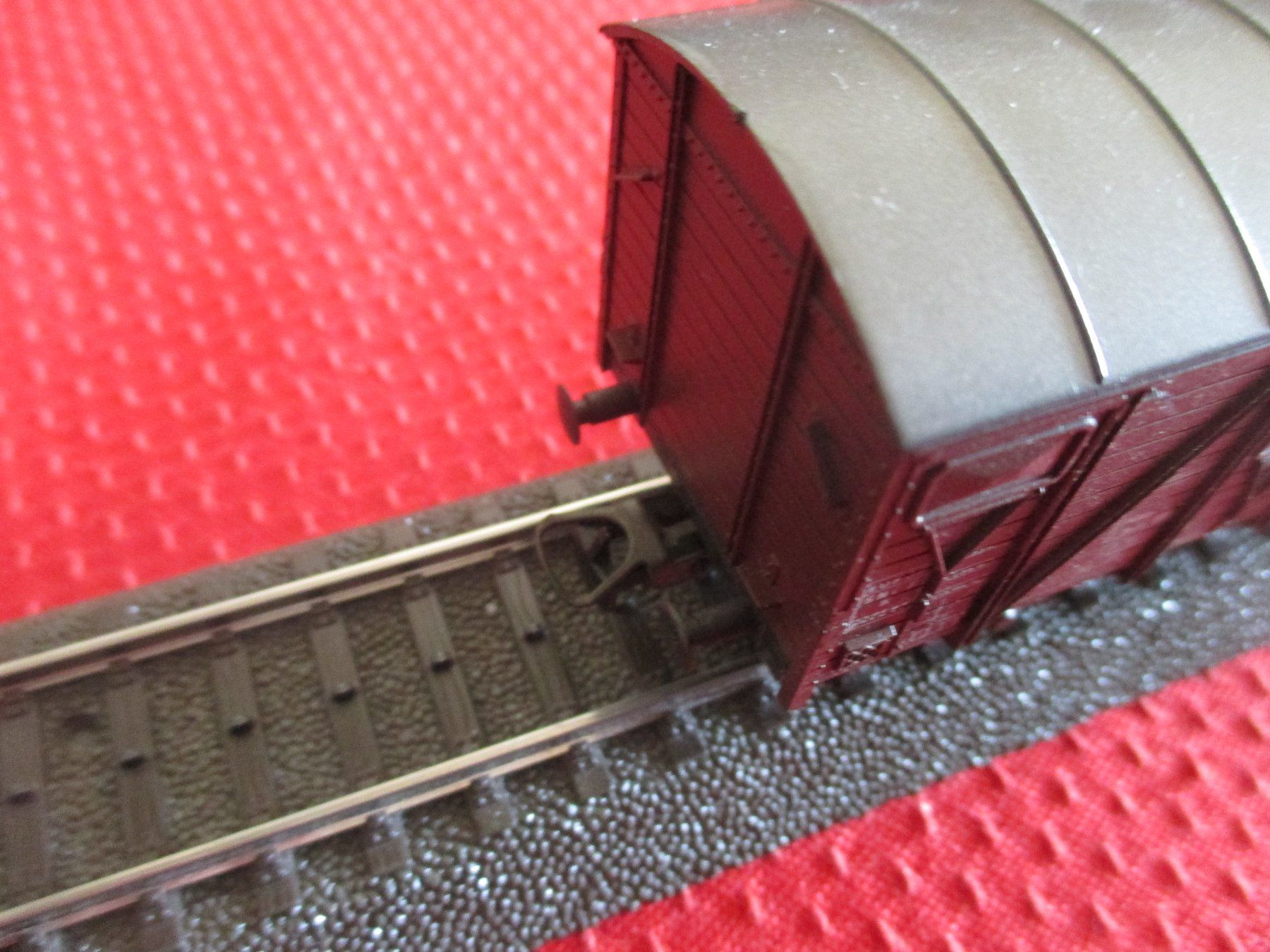 Roco Modellini di ferrovie: Roco H0 Güterwagen DB und SNCF DC – Usato da Breitenbach venduto da anti11 2