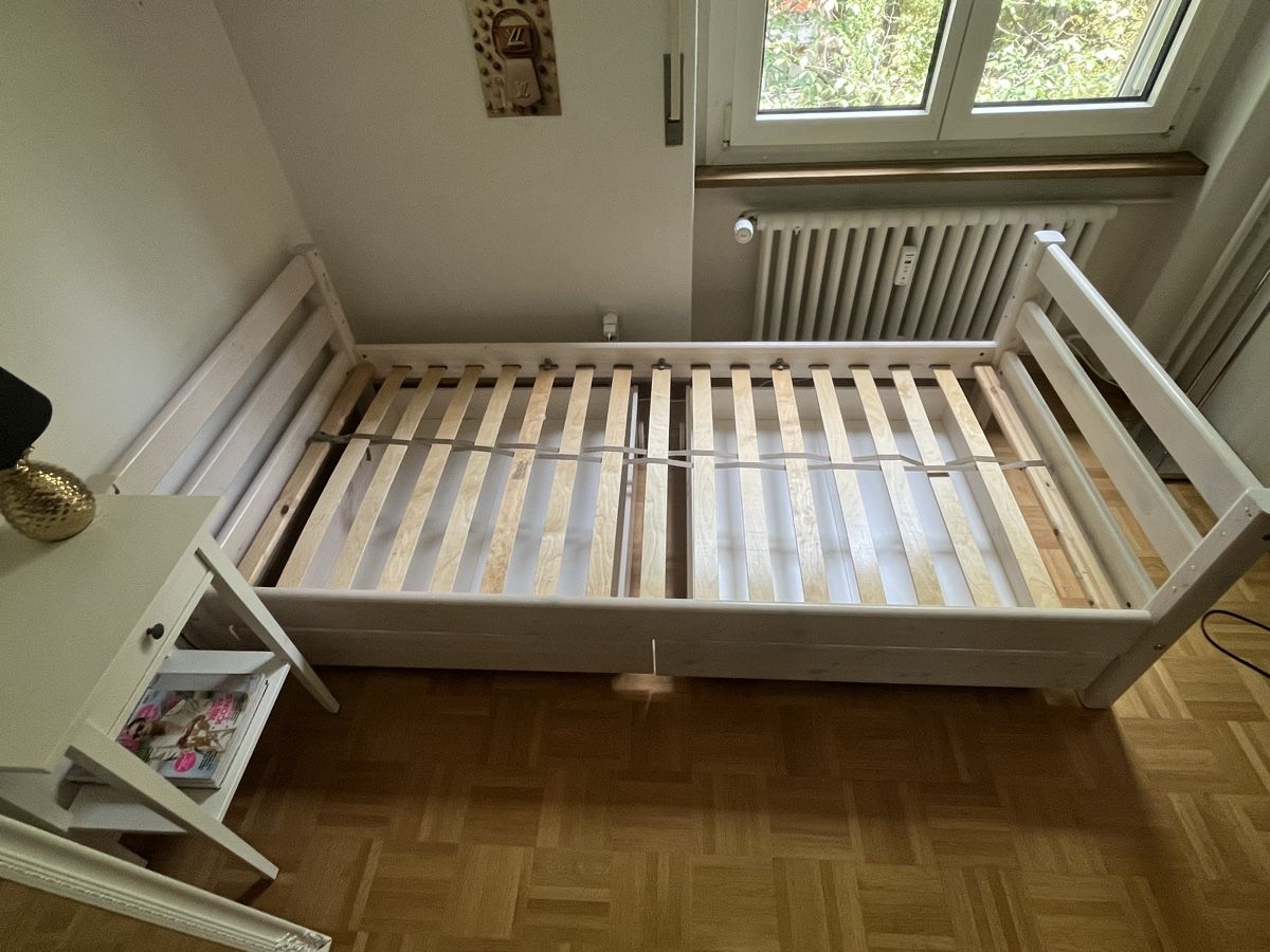 Lits: FLEXA white Bett 90x200 – D'occasion à Bern par Regi1975