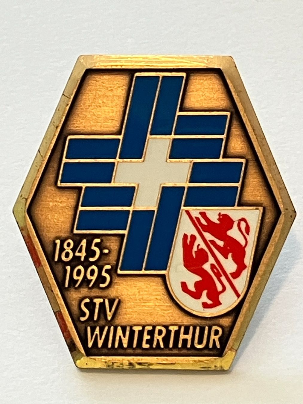 Placchette & Badge: 1 Pin STV Winterthur – Usato da Basel venduto da djwwpp