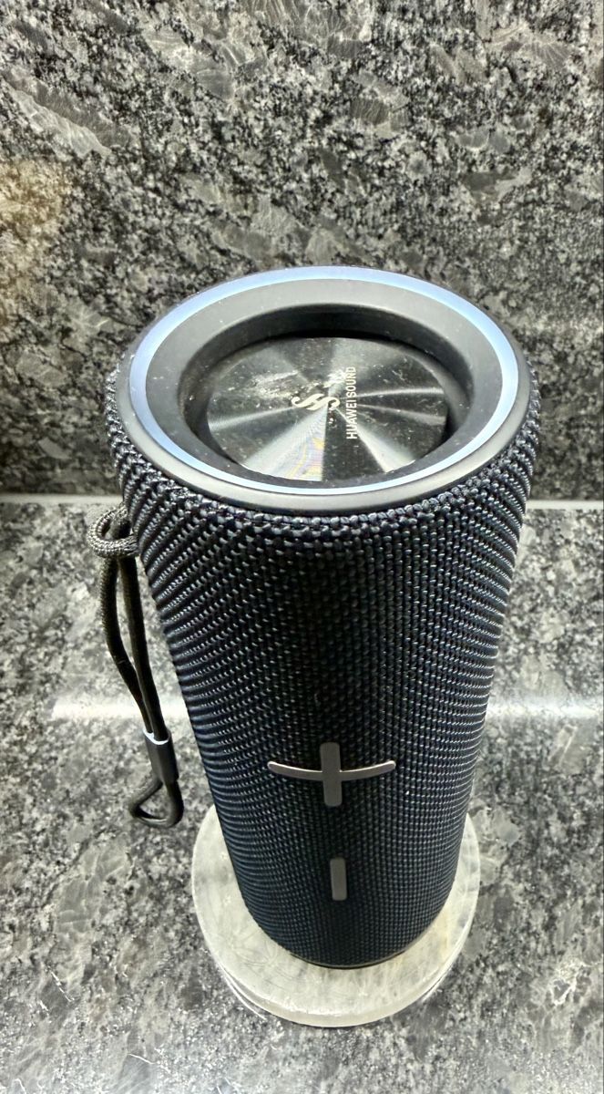 Huawei Haut-parleurs: Huawei BlueTooth Box – D'occasion à Reinach AG par sabaton63