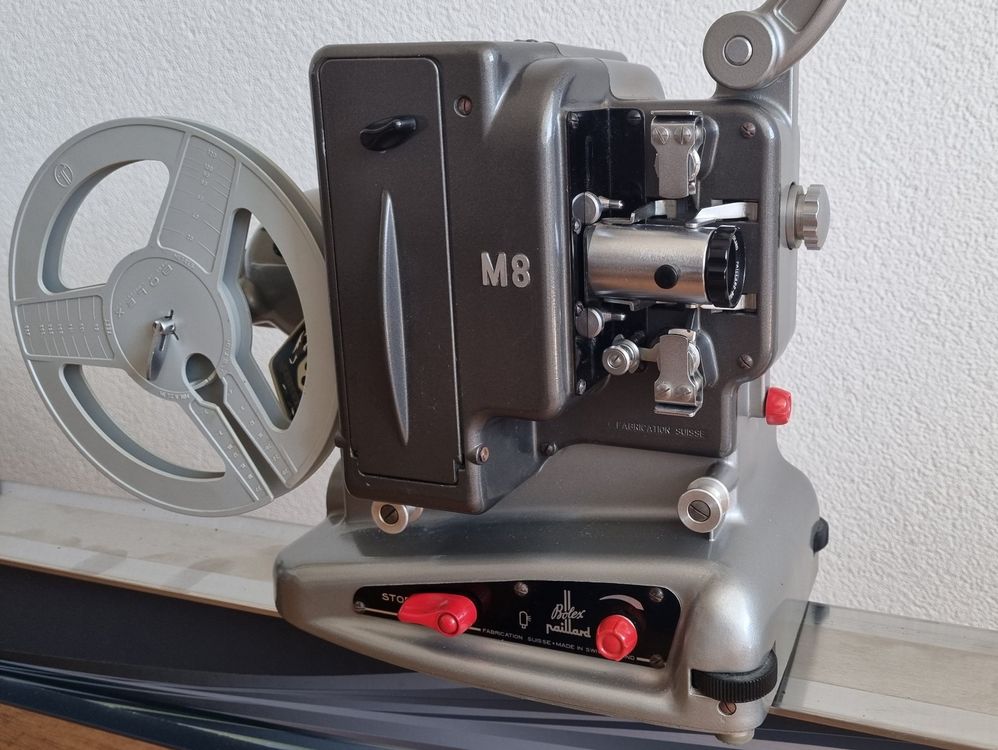 Projecteur De Cinéma Ancien Paillard Bolex M8 - Pour Pièces - Occasion