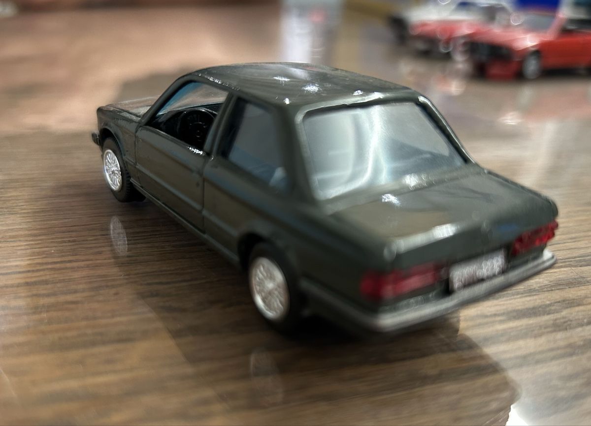 BMW Modellini d'auto: BMW 323i - 1/43 – Usato da Baar nendaz venduto da min_n5tw 1