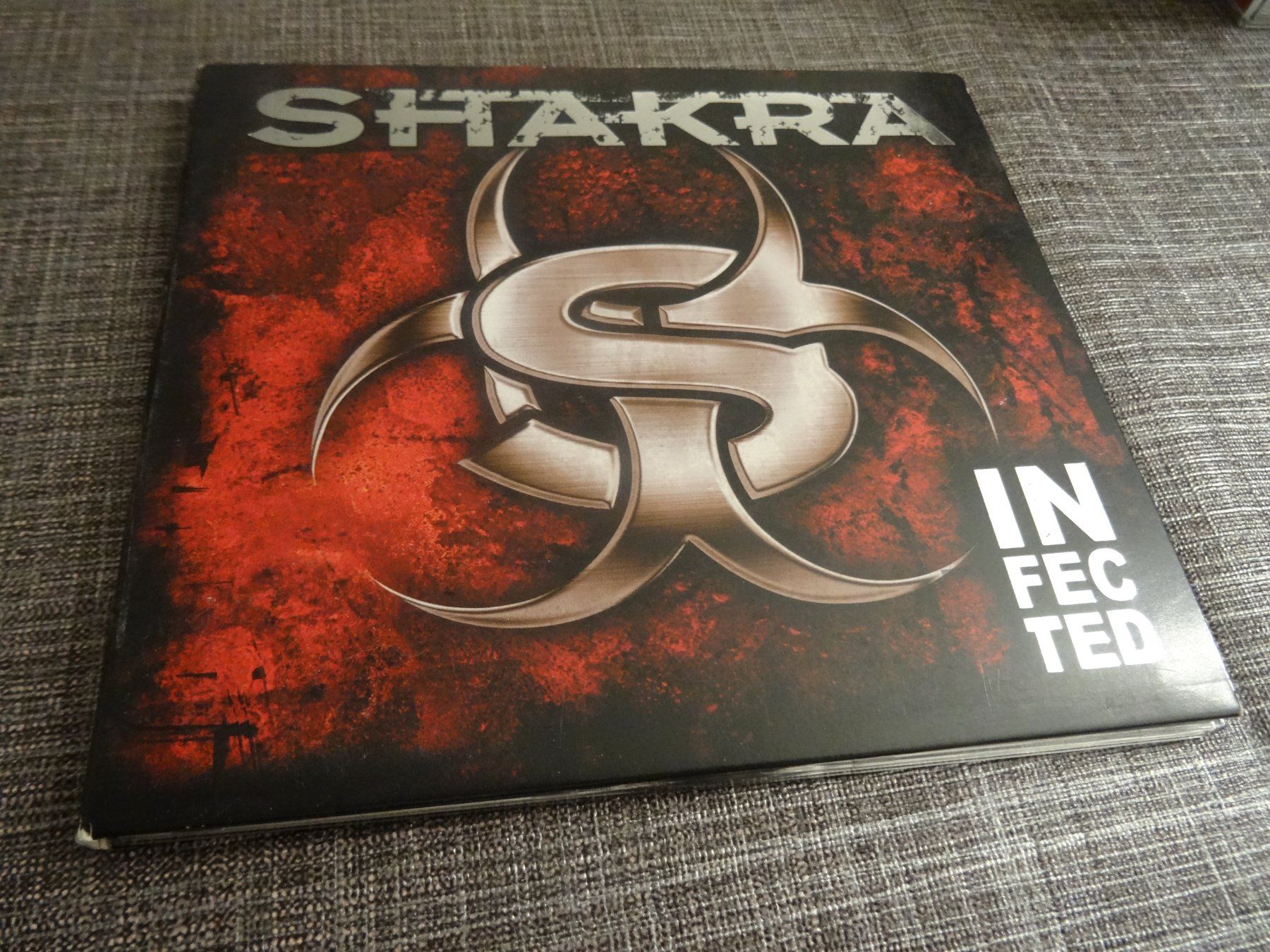 CD: Shakra - Infected CD – Usato da Olten venduto da Disc-Ausverkauf