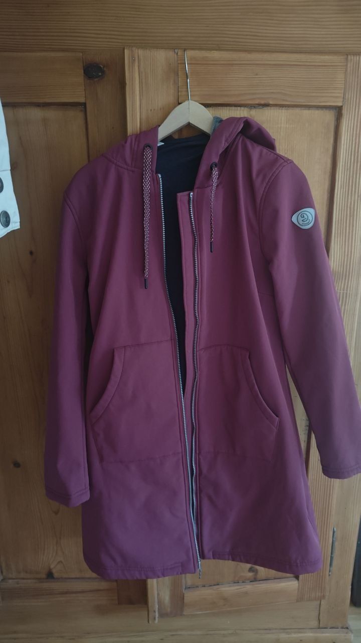 Deerberg Vestes: Softshelljacke Deerberg Grösse 38 – D'occasion à Basel par niz_2qm6
