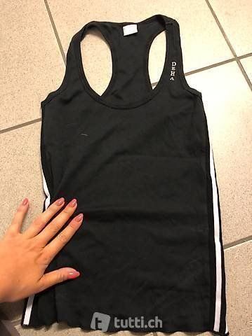 T-Shirts: Deha Fitnessshirt – Gebraucht aus Rheineck von Princessaitaliana