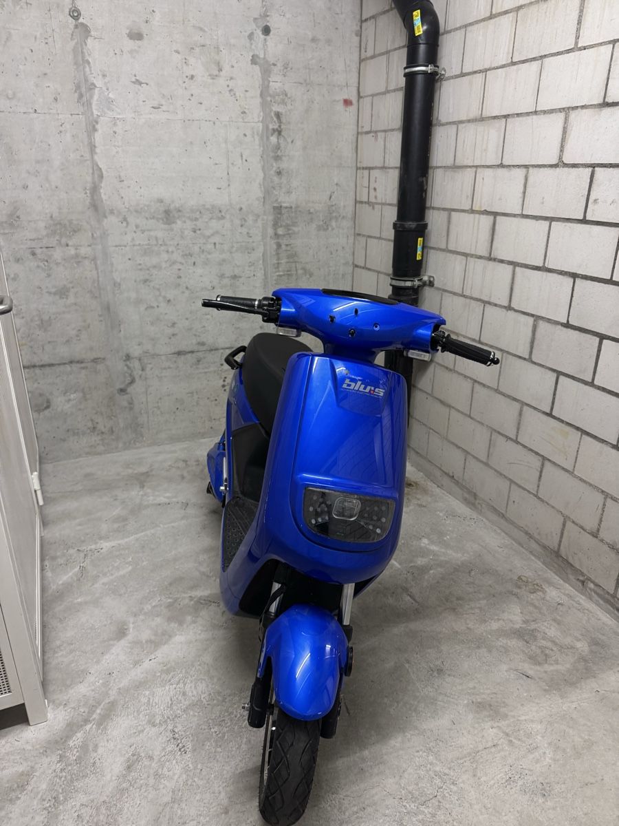 Elektromobile: E Roller SPC Xt 2000 – Defekt aus zürich von fernandes021
