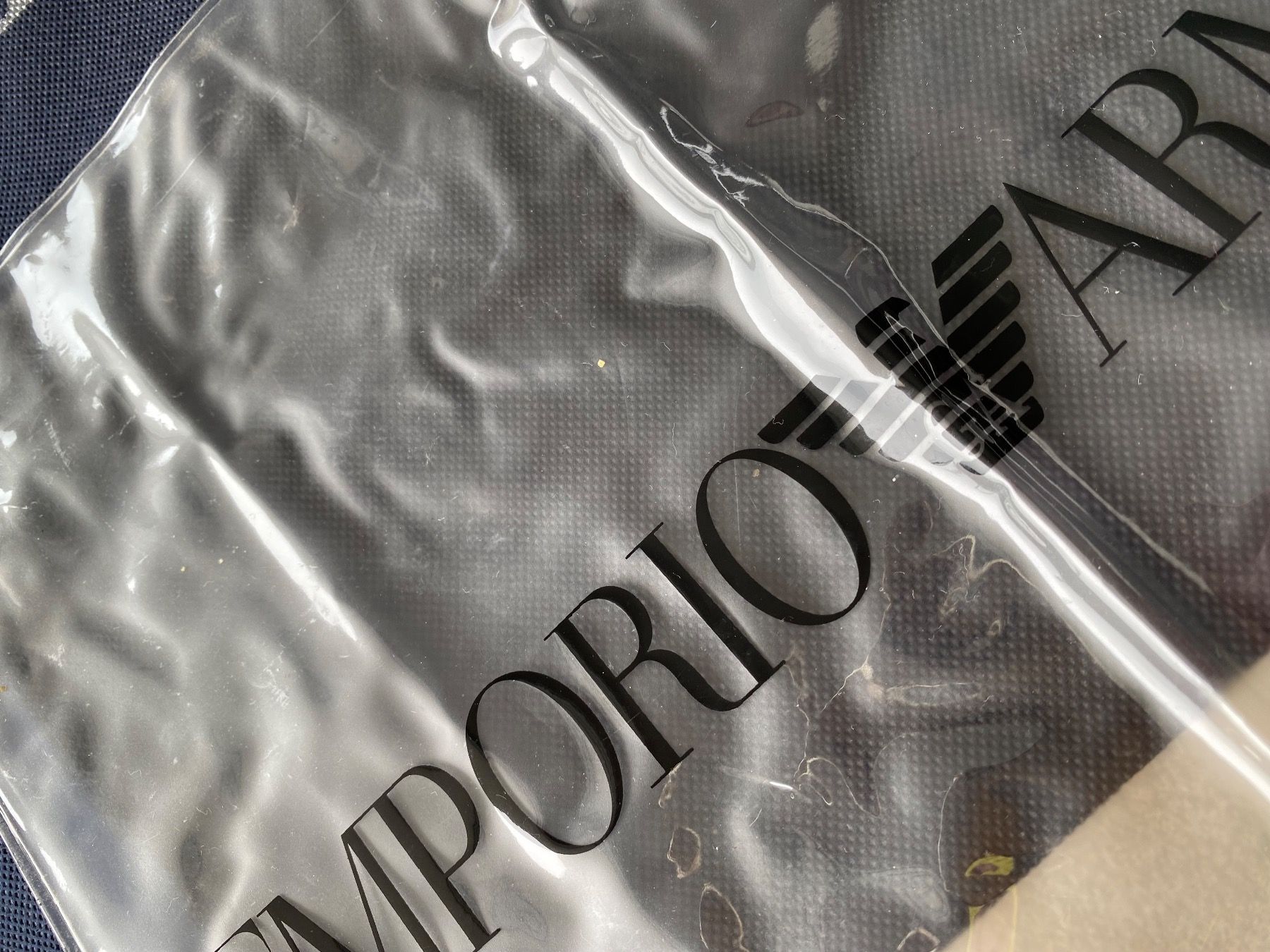 Armani Borse: 4x Beutel ARMANI – Nuovo (secondo la descrizione) da niederbipp venduto da Esbenz 7