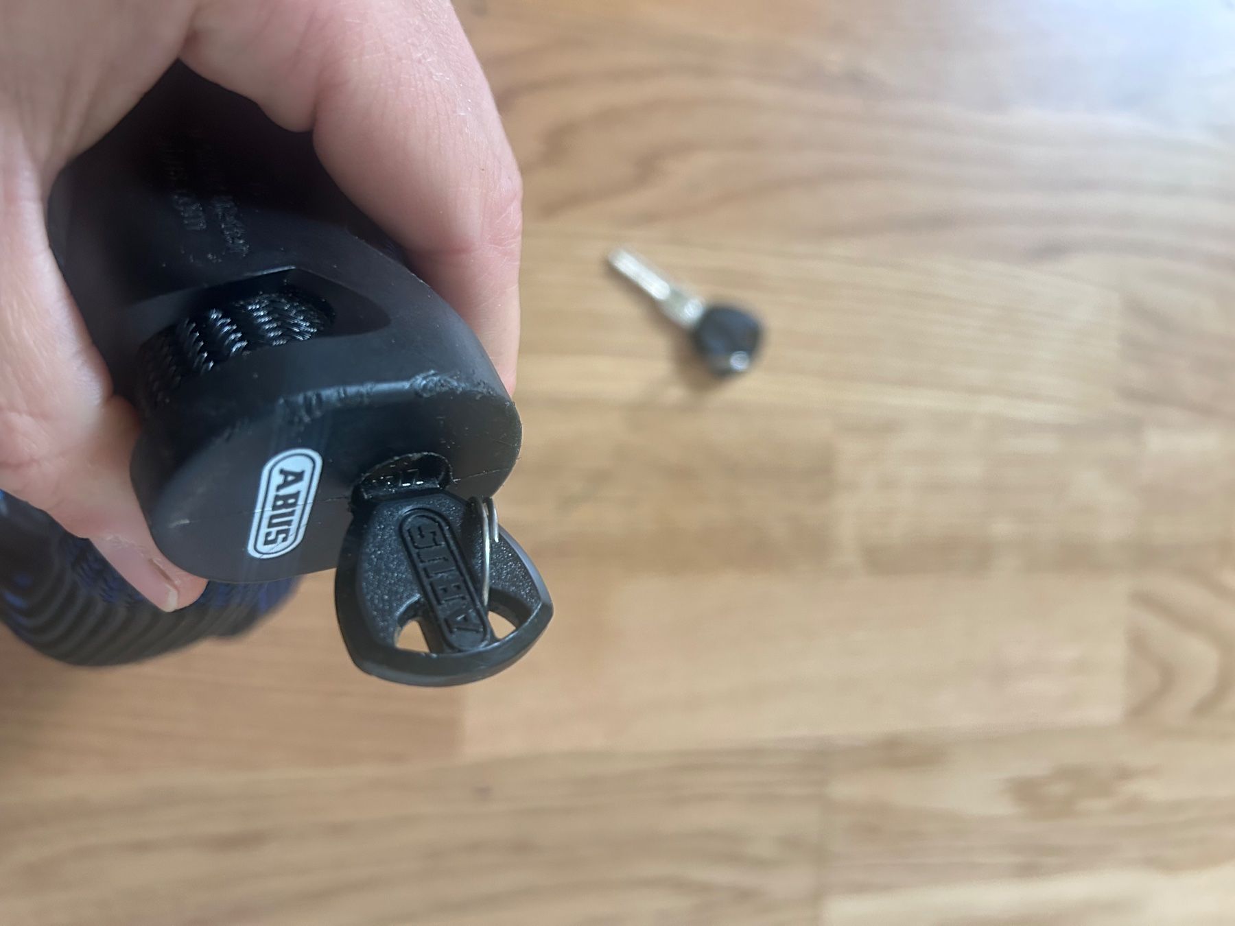 Abus Cadenas: Abus Panzerschloss Ivera 7220 – D'occasion à Unterseen par soc_9jdx 1